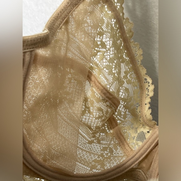 Wacoal Embrace Lace Underwire Bra in Sand Ivory Women’s Size 34C Style 65191 - Picture 6 of 9